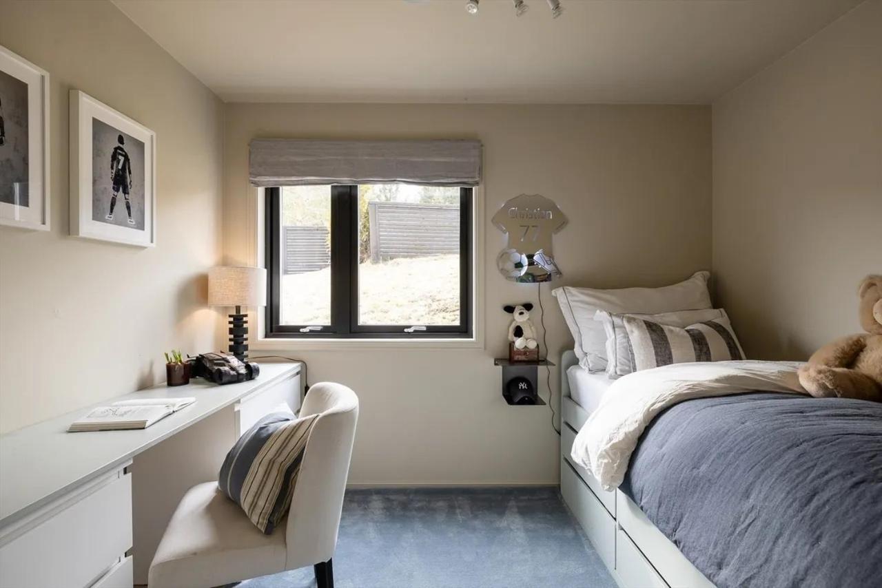 Holiday home Lekkert Med Peis